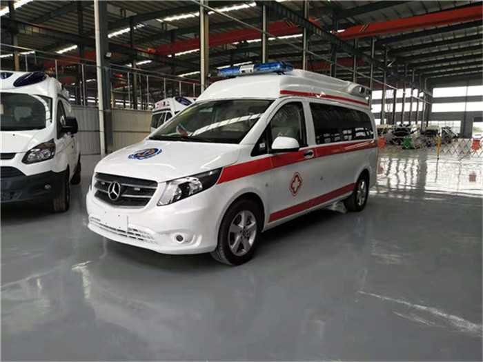 奔驰新威霆-负压（监护型）救护车
